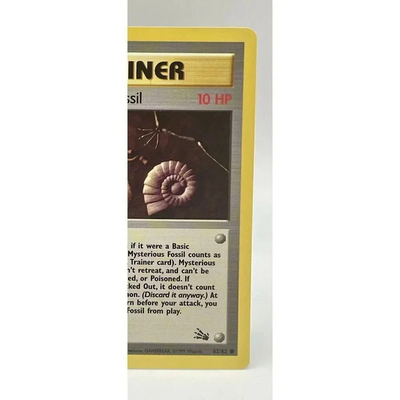 Mysterious Fossil 62/62 Fossil‎ 1999 Vintage Pokemon Trainer Card NM - Picture 3 of 6